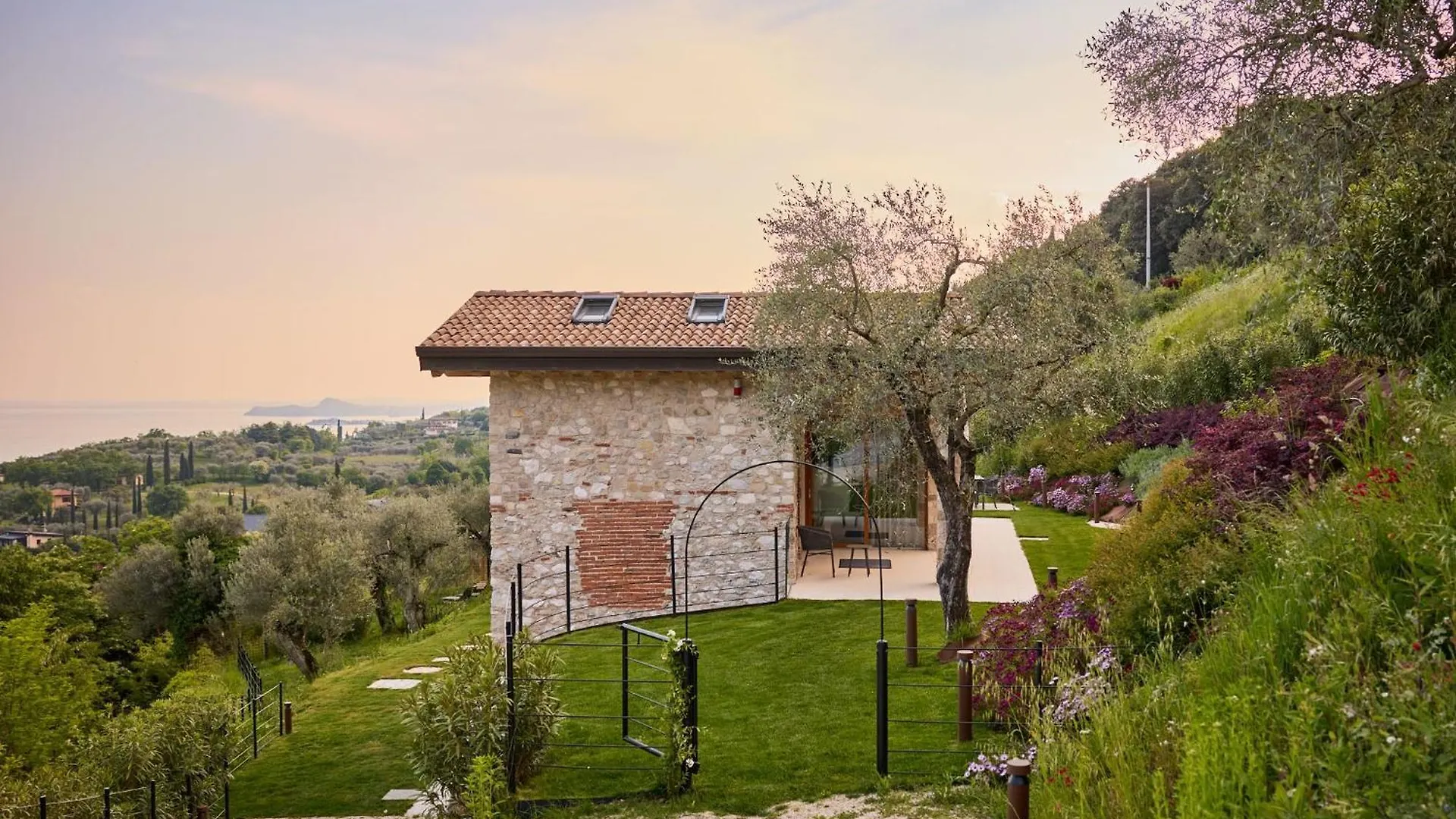 Colago Private Villas Lake Garda Toscolano Maderno Italy