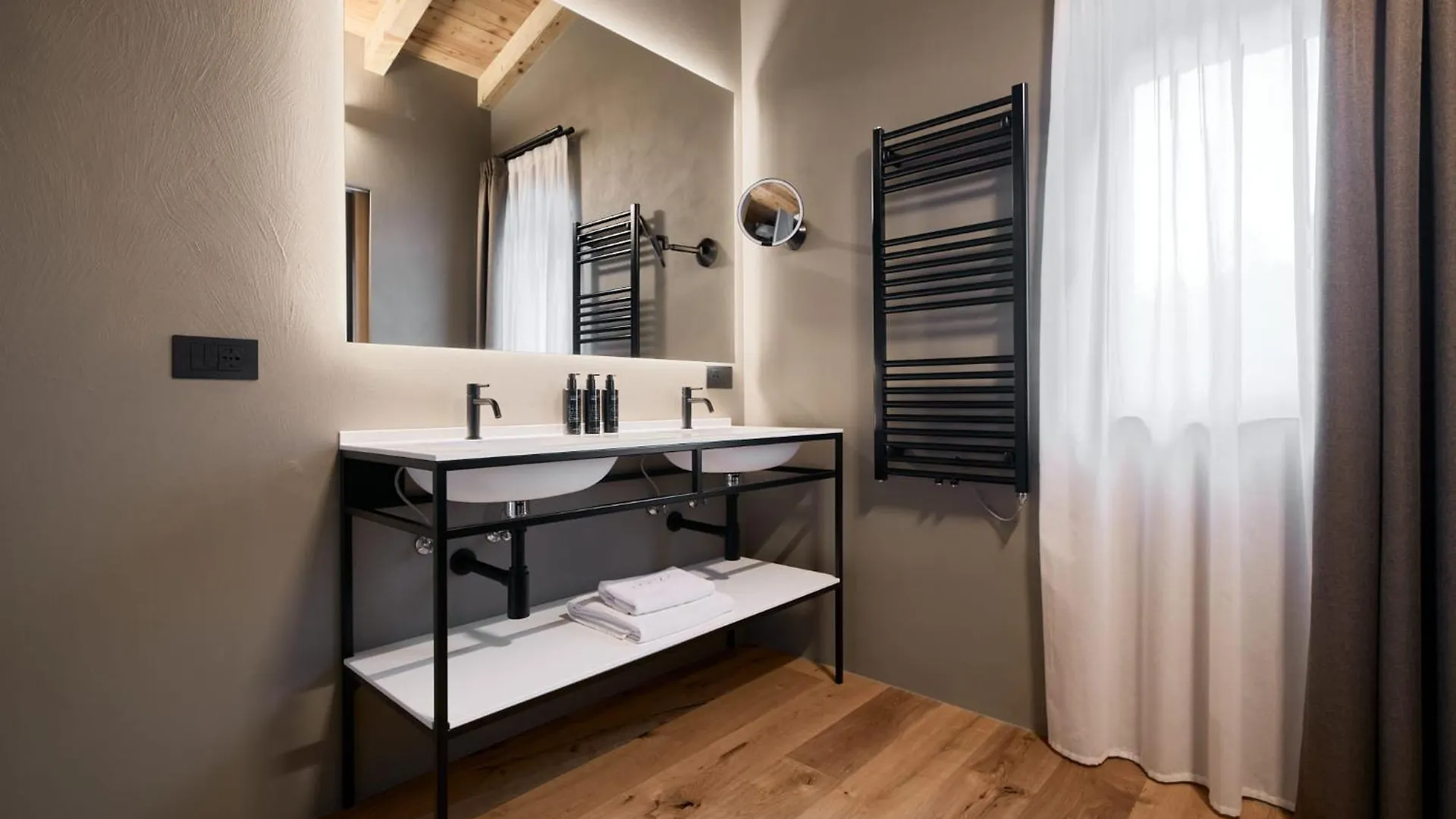 Colago Private Villas Lake Garda Toscolano Maderno 0*,  Italien
