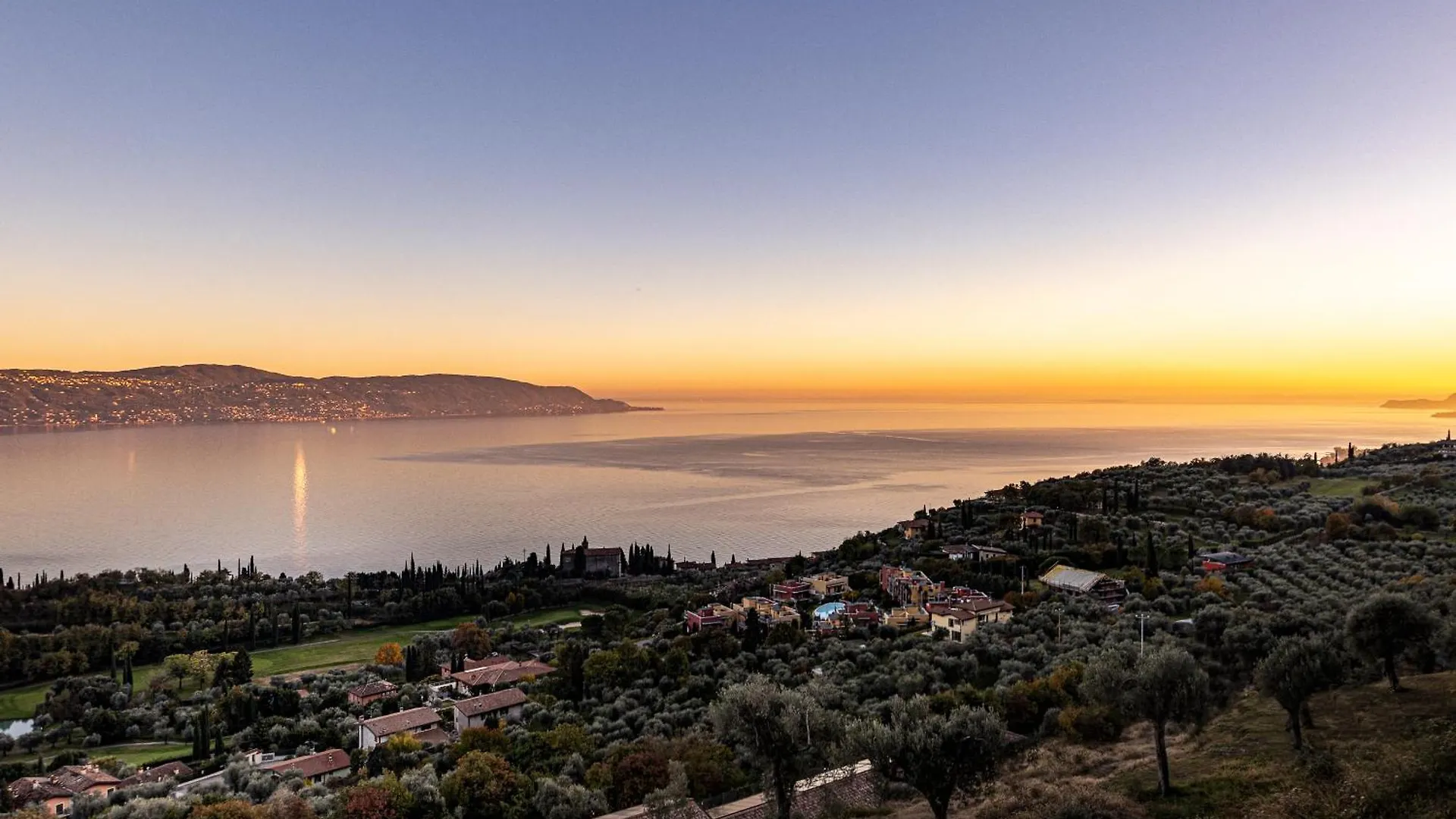 Colago Private Villas Lake Garda トスコラーノ・マデルノ