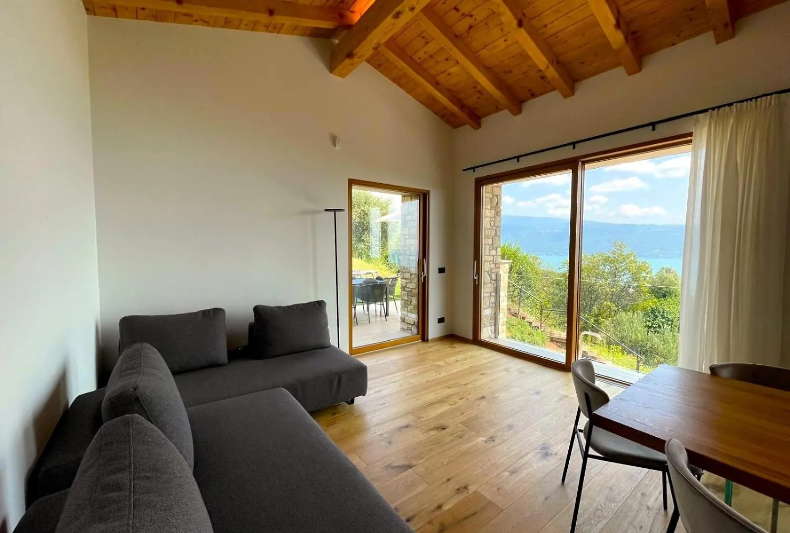 Colago Private Villas Lake Garda トスコラーノ・マデルノ 0*,  イタリア