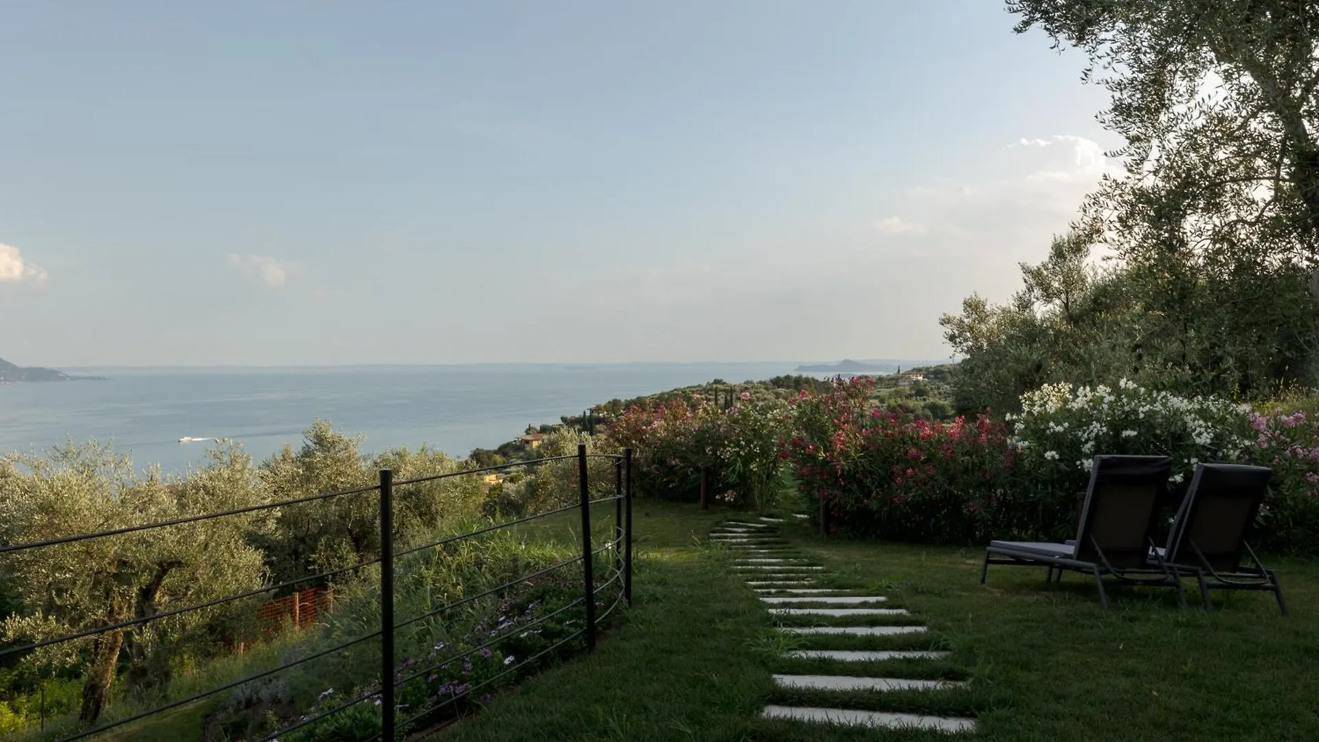 Colago Private Villas Lake Garda トスコラーノ・マデルノ